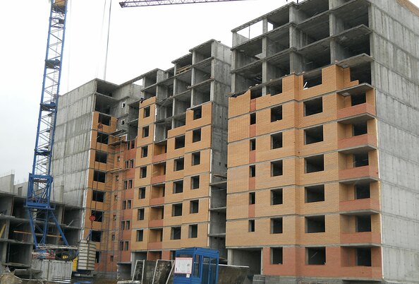 Ход строительства 14 мая 2013, секции 12, 13; вид со двора