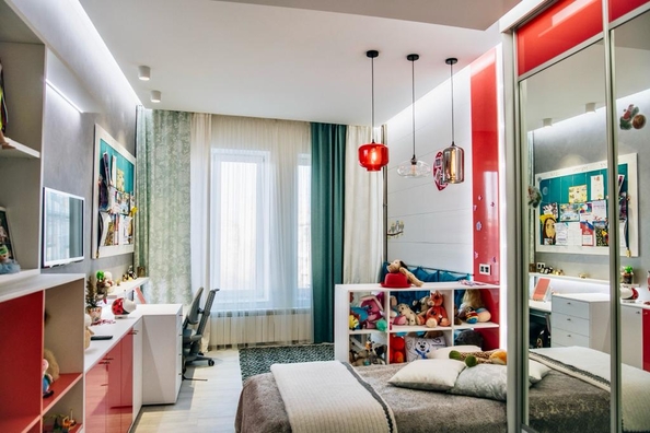 
   Продам 4-комнатную, 134 м², Толстого ул, 17а

. Фото 10.
