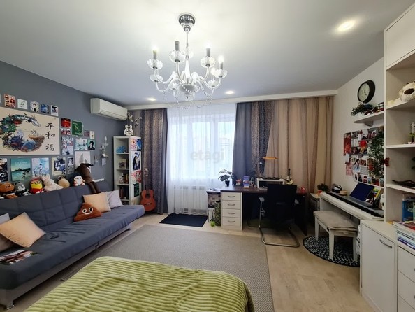 
   Продам 4-комнатную, 140.9 м², Толстого ул, 21

. Фото 16.