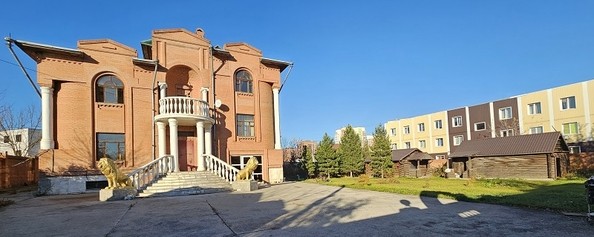 
   Продам дом, 530.5 м², Красноярск

. Фото 2.