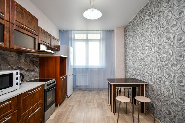 
  Сдам посуточно в аренду 2-комнатную квартиру, 72 м², Красноярск

. Фото 10.