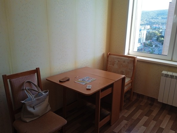 
  Сдам в аренду 2-комнатную квартиру, 60 м², Красноярск

. Фото 3.