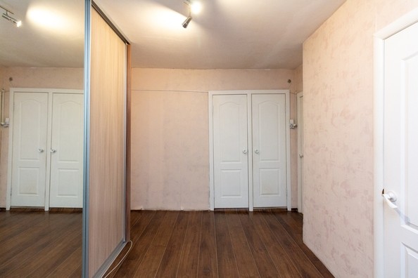 
   Продам 3-комнатную, 80 м², Ульяновский пр-кт, 30

. Фото 15.