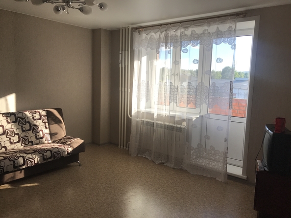 
  Сдам в аренду 2-комнатную квартиру, 64 м², Красноярск

. Фото 2.