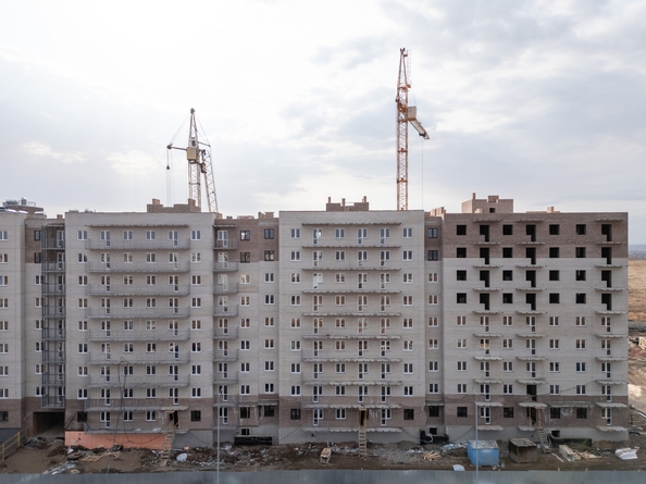 
   Продам 2-комнатную, 52.87 м², Мята, дом 2, секции 4-6

. Фото 11.