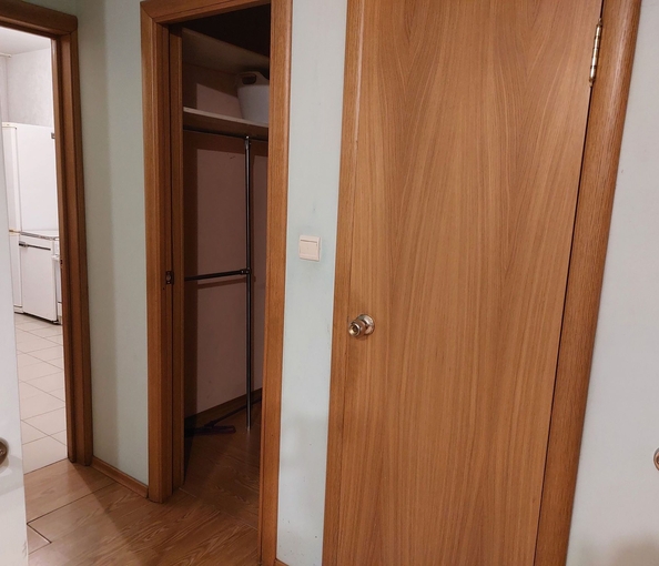 
  Сдам в аренду 2-комнатную квартиру, 71 м², Красноярск

. Фото 3.