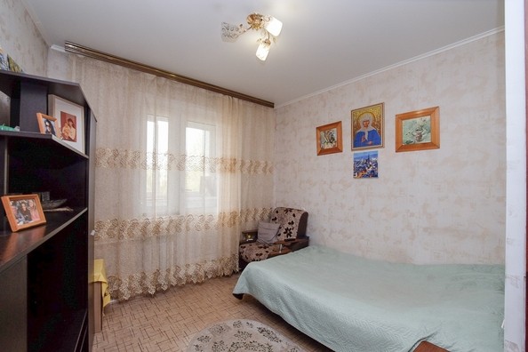 
   Продам 4-комнатную, 73.4 м², Шевченко ул, 90

. Фото 4.