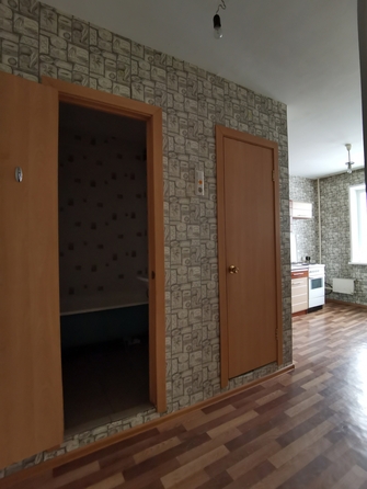 
  Сдам в аренду 1-комнатную квартиру, 42 м², Красноярск

. Фото 4.