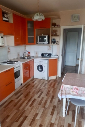 
   Продам 3-комнатную, 81.8 м², Судостроительная ул, 90

. Фото 8.