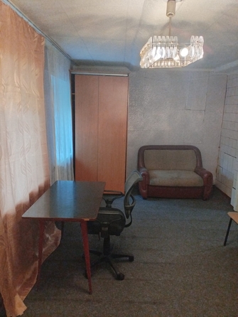 
   Продам 2-комнатную, 30.3 м², Ленина ул, 180

. Фото 11.