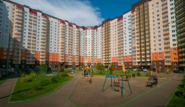 
   Продам 2-комнатную, 61 м², Караульная ул, 82

. Фото 1.