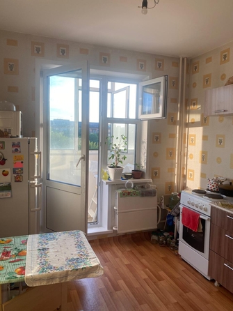 
   Продам 1-комнатную, 32 м², 60 лет Октября ул, 80а

. Фото 4.