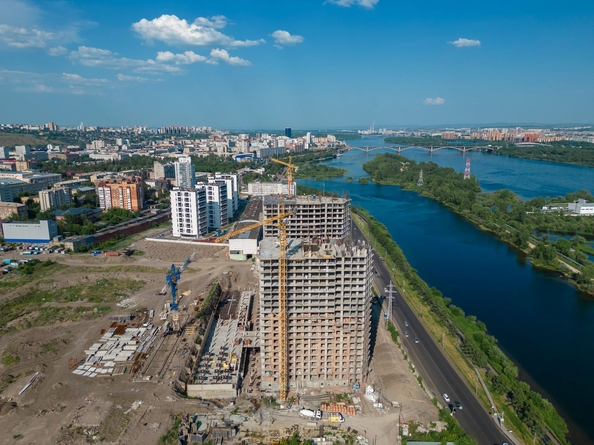 
  Продается 3-комн. квартира, 90.7 м², ЖК Суриков, дом 2
. Фото 2.