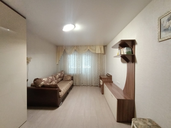 
   Продам 3-комнатную, 90.1 м², Светлогорская ул, 11а

. Фото 9.