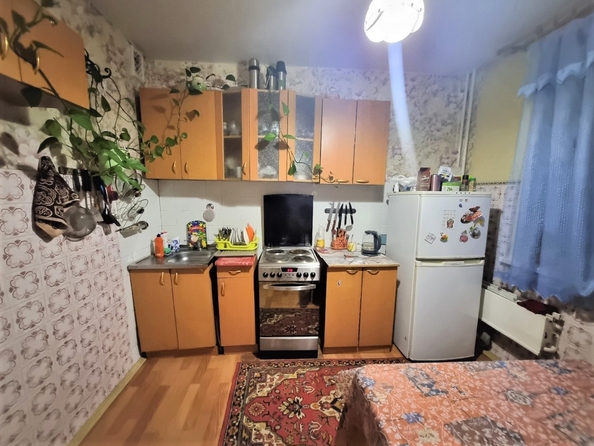 
   Продам 3-комнатную, 67.5 м², 60 лет Октября ул, 59а

. Фото 12.