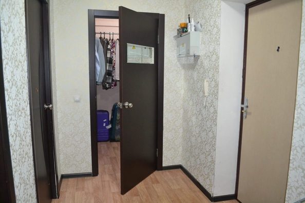 
   Продам 1-комнатную, 39.4 м², Чернышевского ул, 75

. Фото 2.