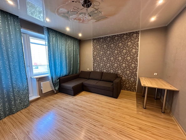 
   Продам 3-комнатную, 72 м², Алексеева ул, 25

. Фото 11.