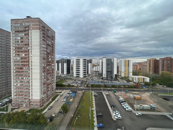 
   Продам 3-комнатную, 86 м², Судостроительная ул, 27г

. Фото 39.