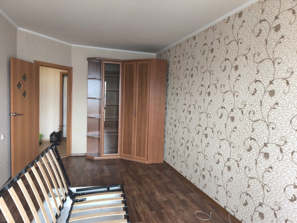 
   Продам 1-комнатную, 41 м², 60 лет образования СССР пр-кт, 41

. Фото 2.