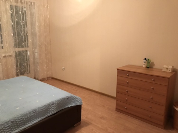 
  Сдам в аренду 2-комнатную квартиру, 65 м², Красноярск

. Фото 8.