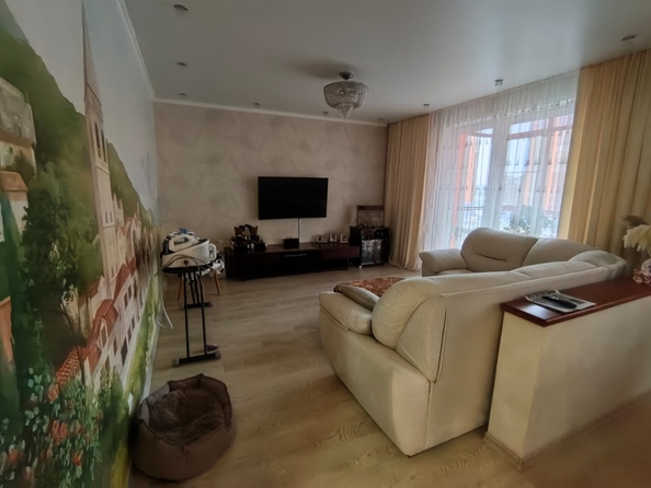 
   Продам 3-комнатную, 91 м², Капитанская ул, 6

. Фото 7.