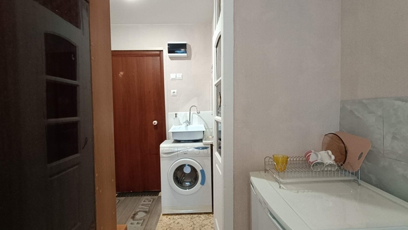 
  Сдам в аренду 1-комнатную квартиру, 14 м², Красноярск

. Фото 13.