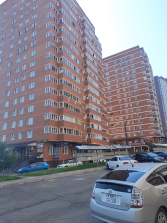 
   Продам 2-комнатную, 57.2 м², Калинина ул, 183

. Фото 1.