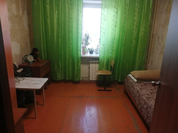 
   Продам 3-комнатную, 63.4 м², Глинки ул, 8

. Фото 3.