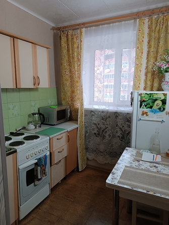 
   Продам 1-комнатную, 21.2 м², Шахтеров ул, 12

. Фото 1.