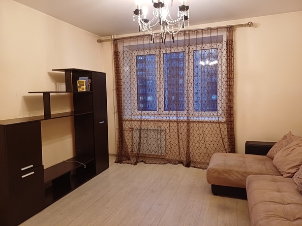 
  Сдам в аренду 2-комнатную квартиру, 53 м², Красноярск

. Фото 7.