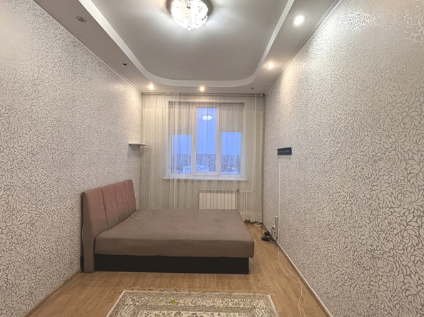 
   Продам 1-комнатную, 41.7 м², 40 лет Победы ул, 2

. Фото 1.