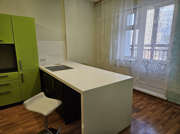 
  Сдам в аренду 2-комнатную квартиру, 63 м², Красноярск

. Фото 1.