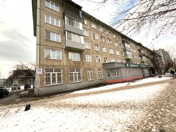 
   Продам 3-комнатную, 61 м², Львовская ул, 35

. Фото 1.