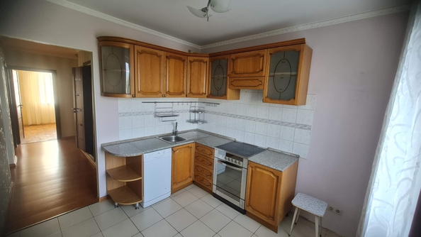 
  Сдам в аренду 4-комнатную квартиру, 84.1 м², Красноярск

. Фото 1.