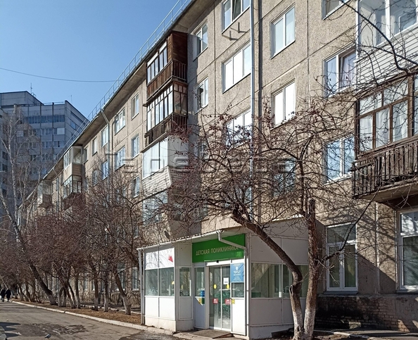 
   Продам 1-комнатную, 30.3 м², Матросова ул, 7а

. Фото 1.