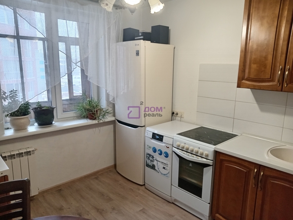 
   Продам 3-комнатную, 66 м², Ады Лебедевой ул, 31/38

. Фото 16.