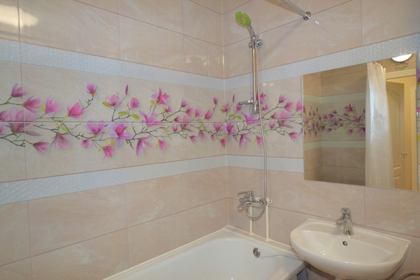 
  Сдается посуточно 1-комн. квартира, 52 м², Алексеева ул, д. 51
. Фото 5.