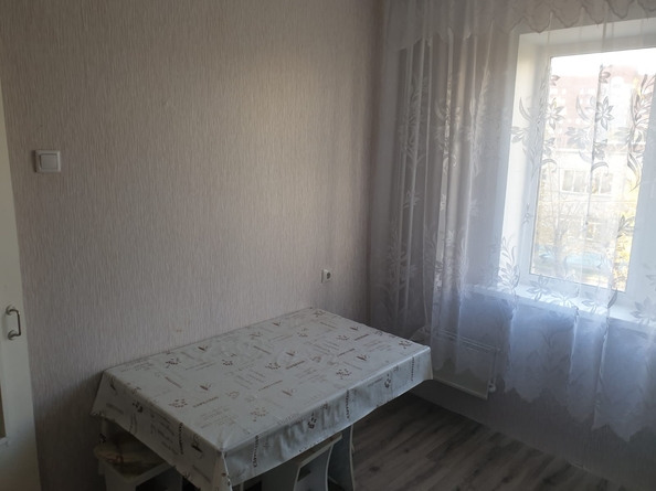 
  Сдам в аренду 2-комнатную квартиру, 60 м², Красноярск

. Фото 3.