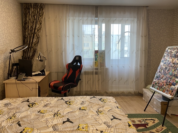 
   Продам 5-комнатную, 94 м², Воронова ул, 12д

. Фото 3.