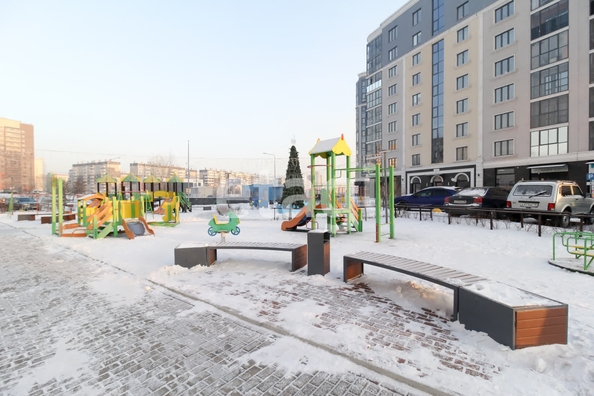 
   Продам 3-комнатную, 74 м², Авиаторов ул, 45

. Фото 27.