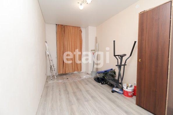 
   Продам 3-комнатную, 74 м², Авиаторов ул, 45

. Фото 15.