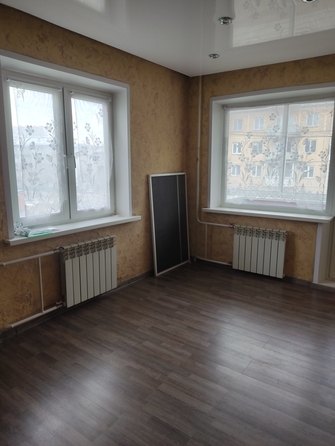 
   Продам 2-комнатную, 42 м², Амурская ул, 10

. Фото 5.