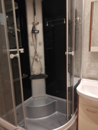 
   Продам 2-комнатную, 42 м², Амурская ул, 10

. Фото 12.