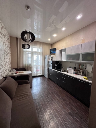 
   Продам 1-комнатную, 55.2 м², Партизана Железняка ул, 19а

. Фото 1.
