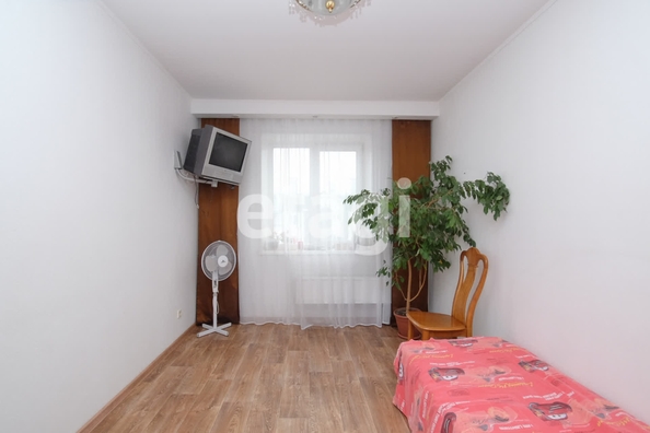 
   Продам 3-комнатную, 79.8 м², Водопьянова ул, 2

. Фото 16.