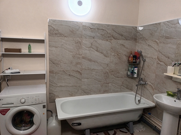 
   Продам 4-комнатную, 132.4 м², Воронова ул, 14и

. Фото 14.