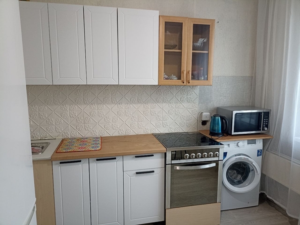 
  Сдам в аренду 2-комнатную квартиру, 54 м², Красноярск

. Фото 8.