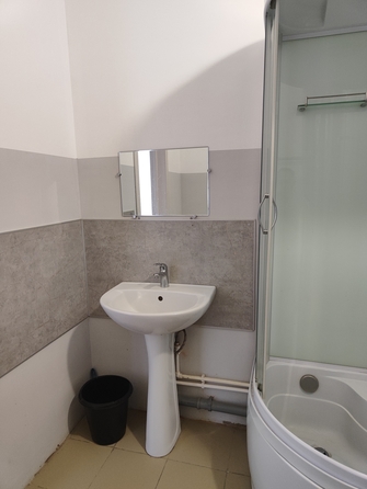 
  Сдам в аренду студию, 38 м², Красноярск

. Фото 6.