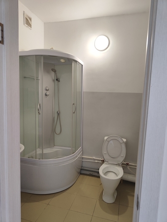 
  Сдам в аренду студию, 38 м², Красноярск

. Фото 7.