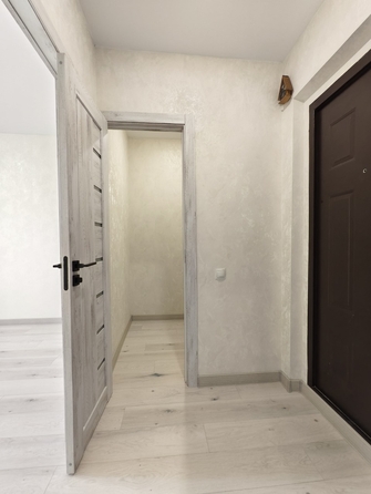 
  Продается 1-комн. квартира, 32 м², Батурина ул
. Фото 2.